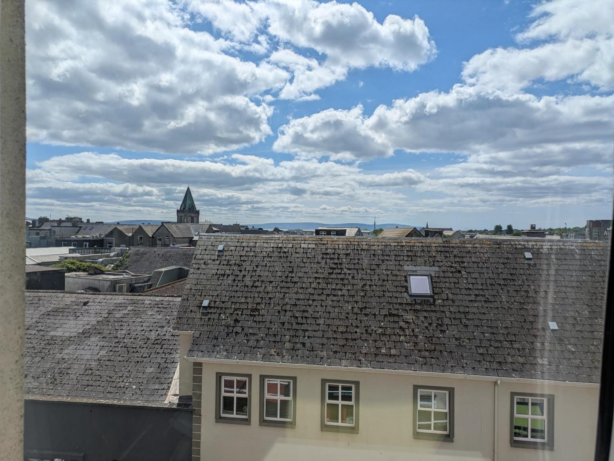 Heart Of City Centre Stunning View Galway Luaran gambar